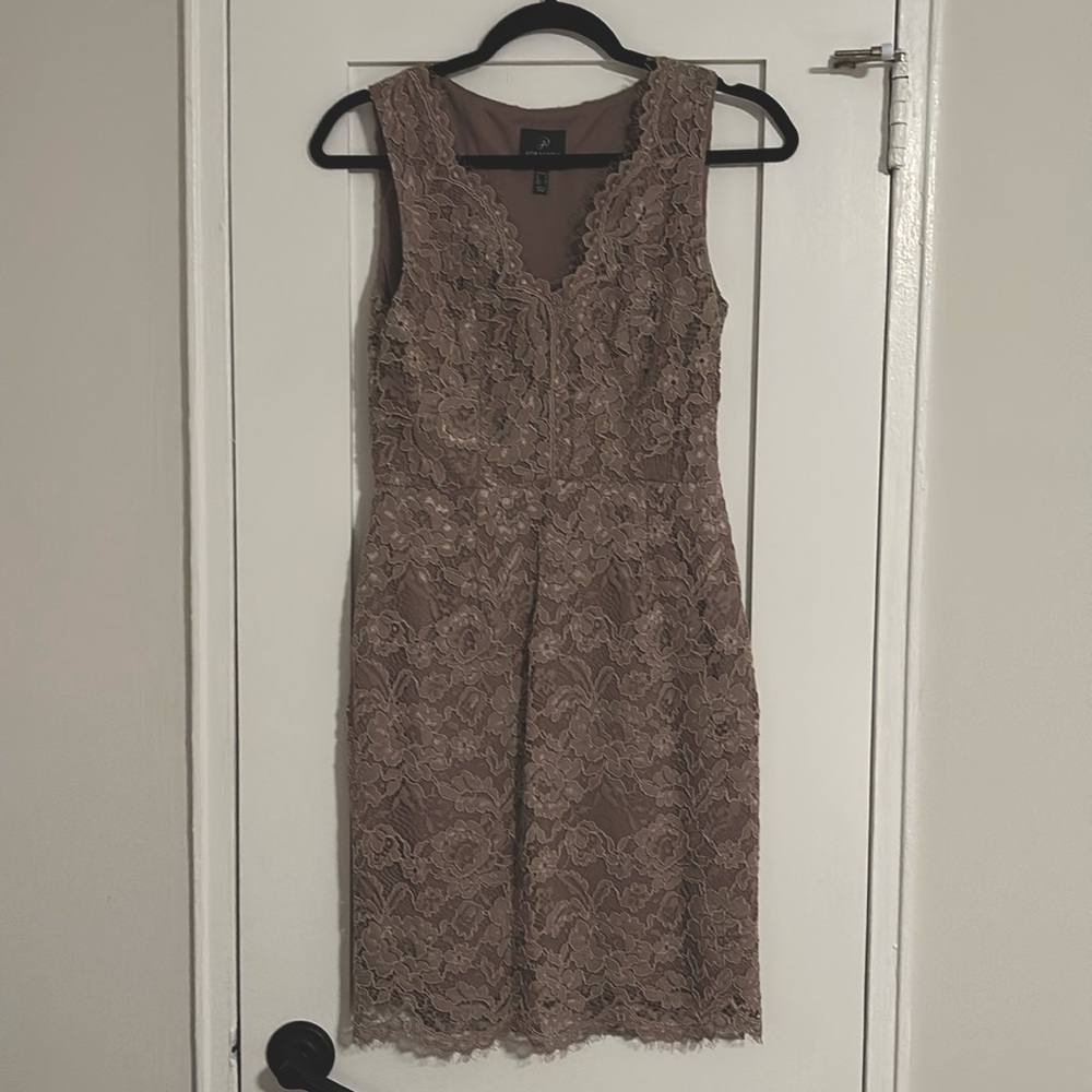 Adrianna Papell Lace Cocktail Dress - size 4